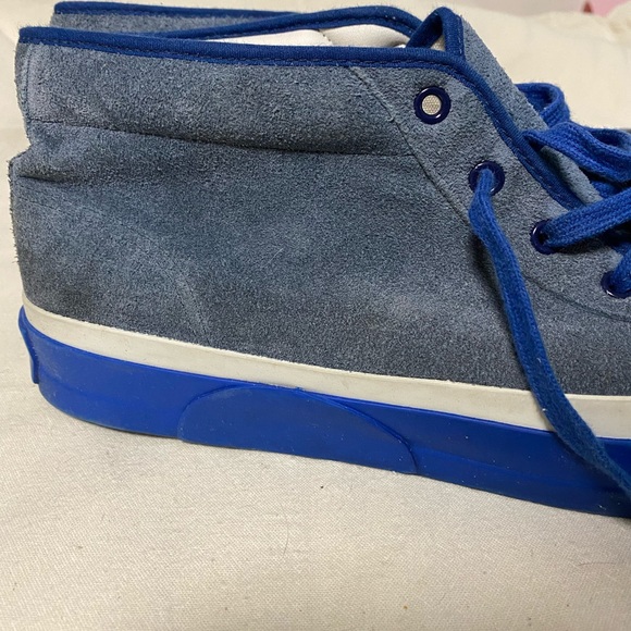 Senakers - Picture 4 of 9